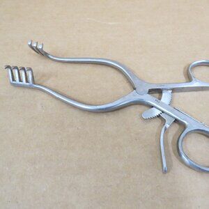 Pilling Surgical 3 X 4 Weitlaner Retractor 16-5352 Germany Stainless Steel
